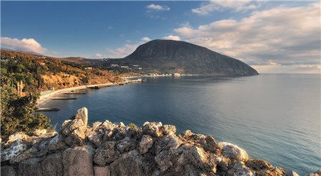 гора Медведь алушта ялта